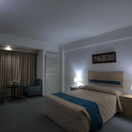 Hotel Purbani International Ltd. Дакка Екстер'єр фото