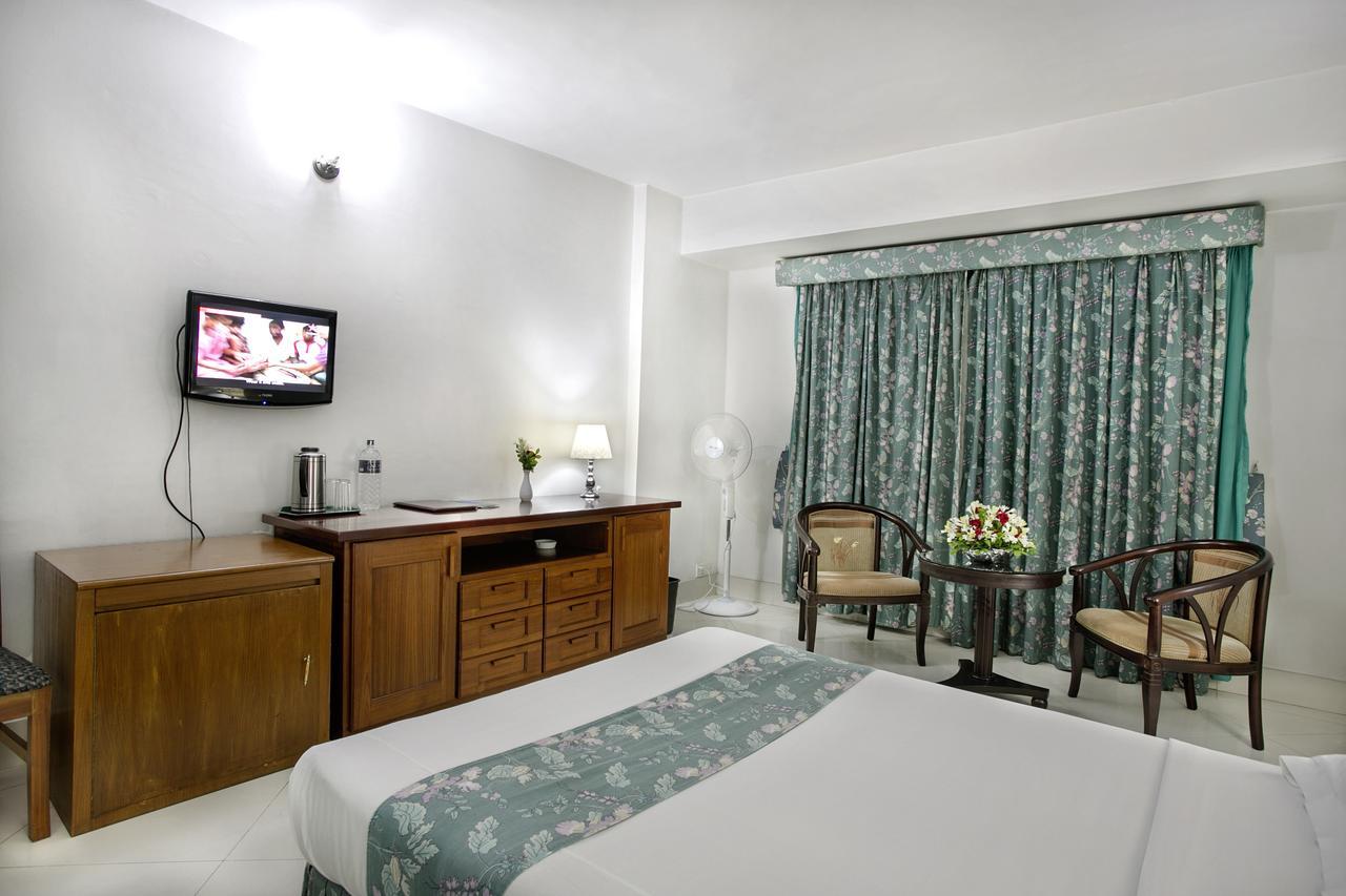 Hotel Purbani International Ltd. Дакка Екстер'єр фото