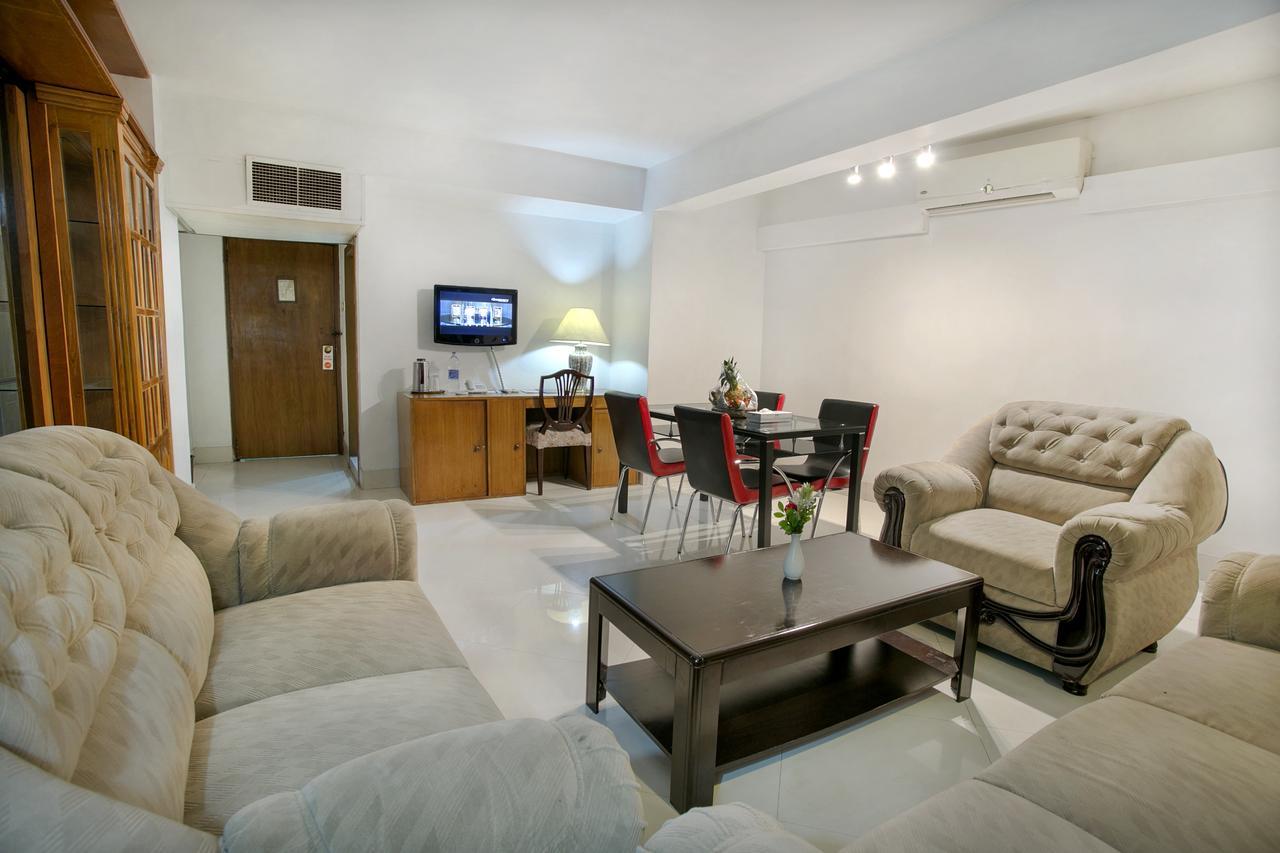 Hotel Purbani International Ltd. Дакка Екстер'єр фото