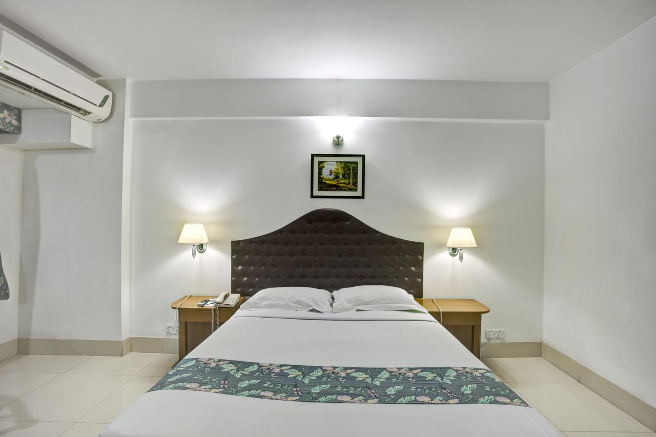 Hotel Purbani International Ltd. Дакка Екстер'єр фото