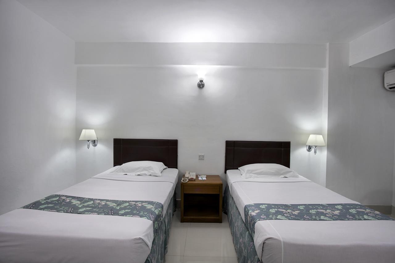 Hotel Purbani International Ltd. Дакка Екстер'єр фото